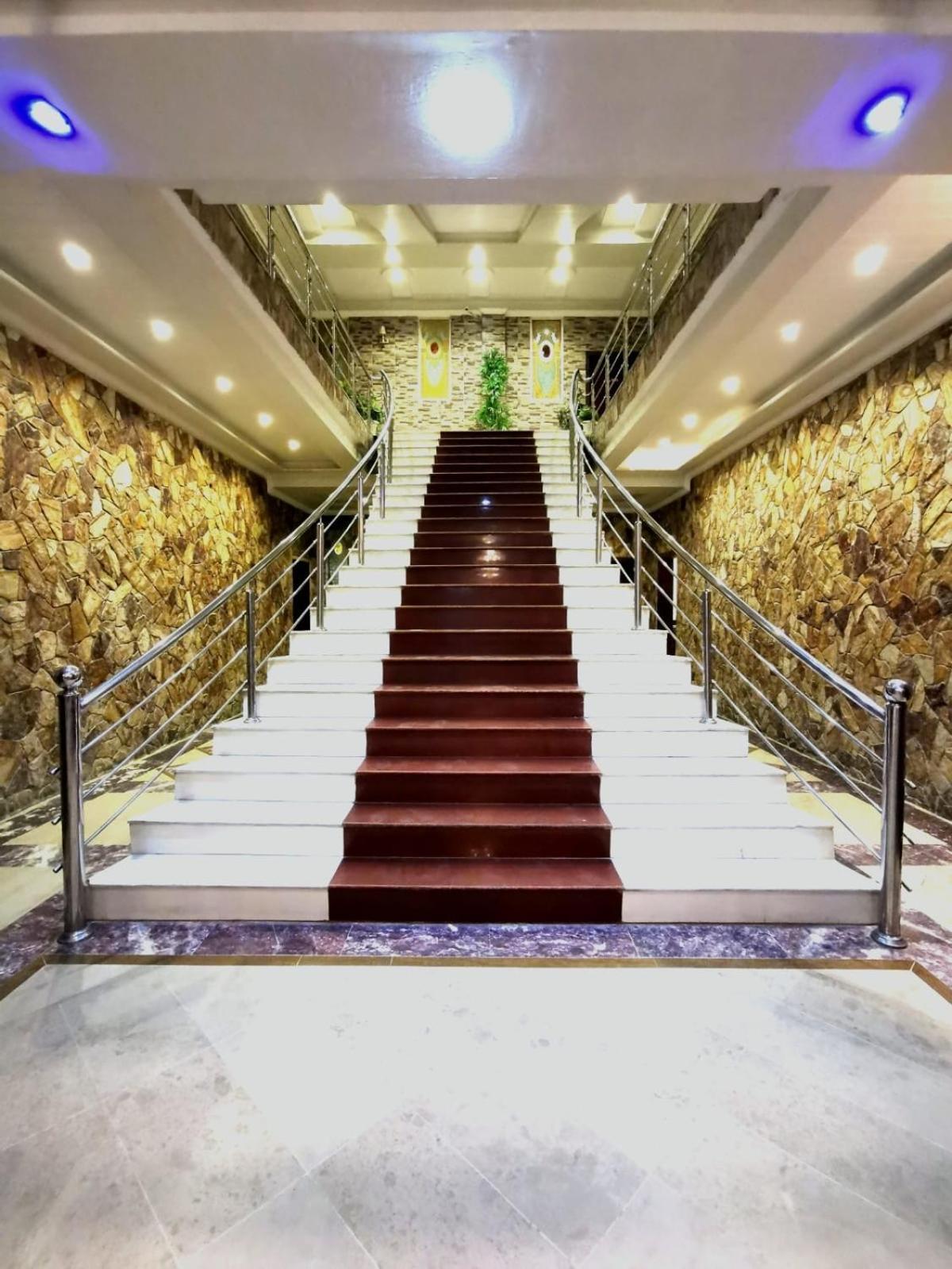 Triple One Hotel Suites Абботтабад Экстерьер фото