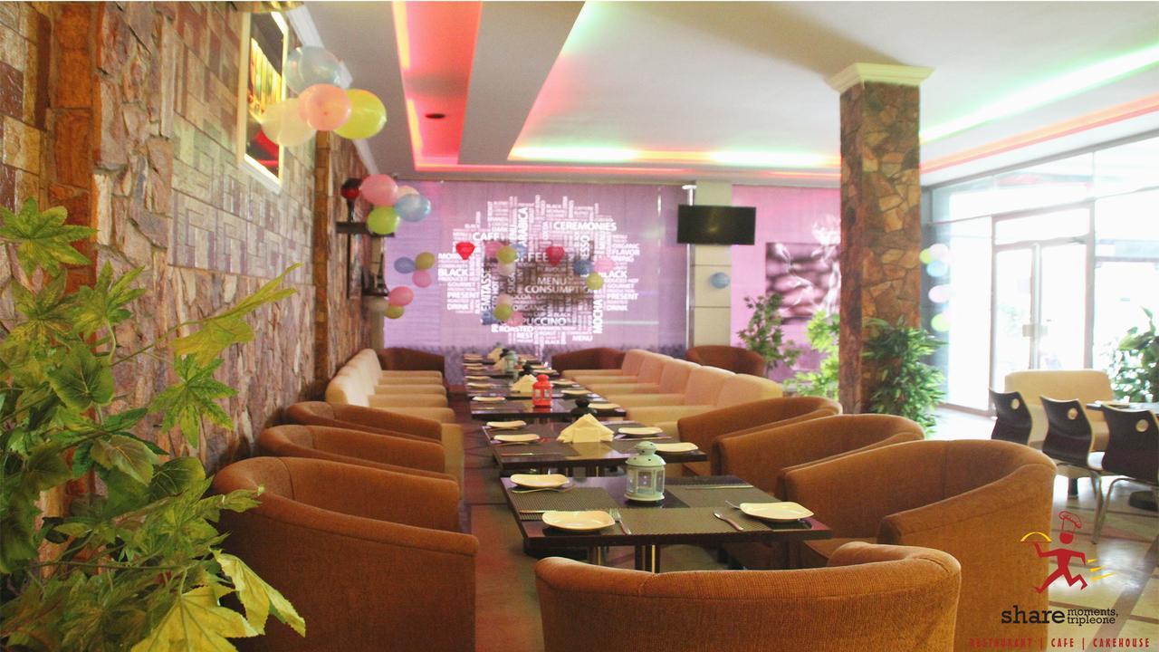Triple One Hotel Suites Абботтабад Экстерьер фото