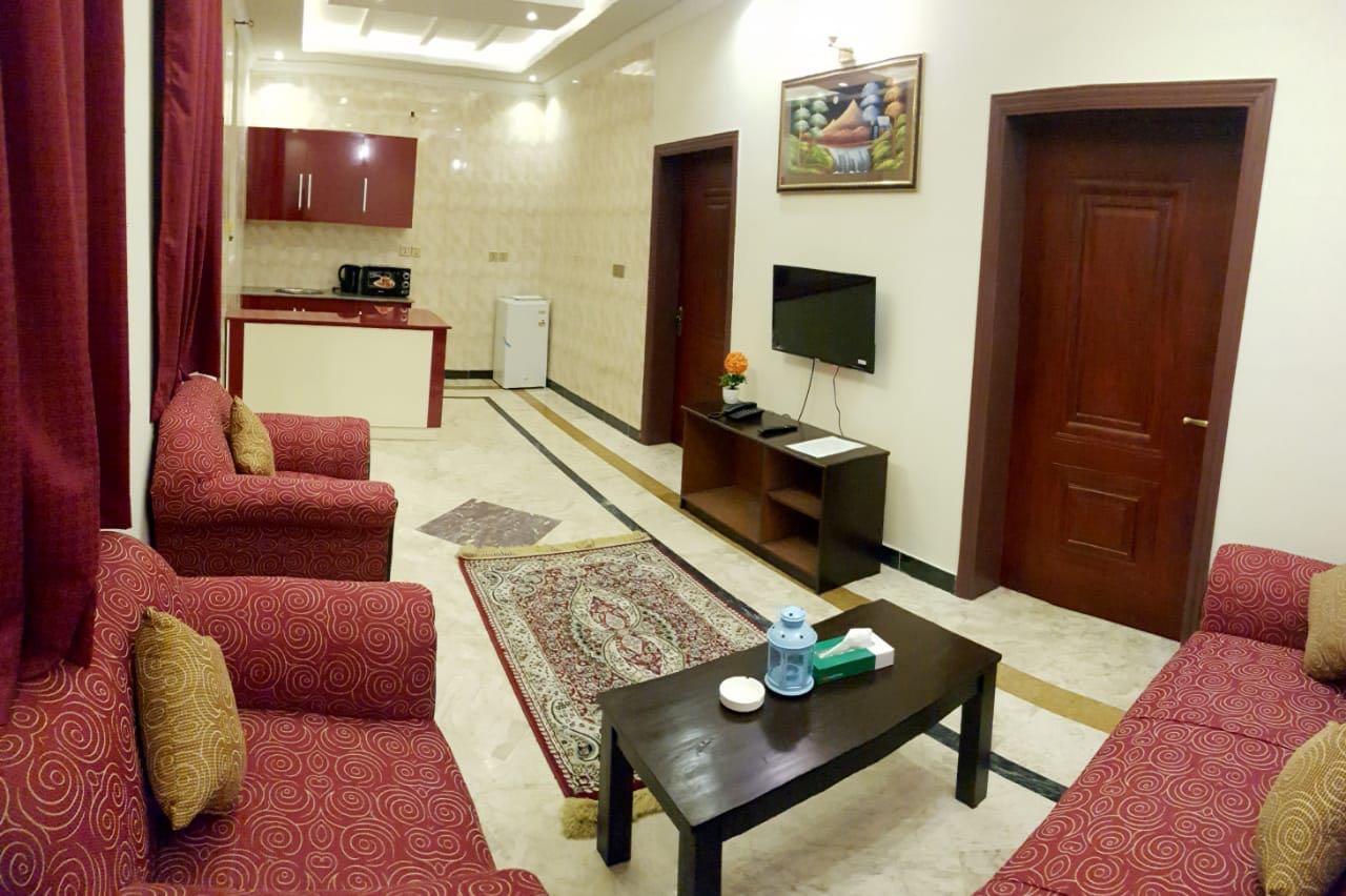 Triple One Hotel Suites Абботтабад Экстерьер фото